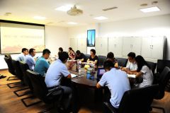 山东海运党委委员、副总经理孙俊丽同志到海洋发展公司检查督导“两学一做”学习教育工作