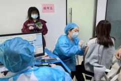 开通绿色通道  筑牢免疫防线