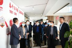青岛国际航运中心积极开展党建交流共建活动