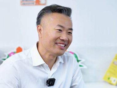 用爱与力量找寻时间的答案，青岛国际航运中心，海星互助成长课堂。特邀山东海洋发展有限公司-詹风强，以爱为引、以力量为翼，带你在交流中找寻与孩子相处的最优解，解锁亲子陪伴的温暖密码